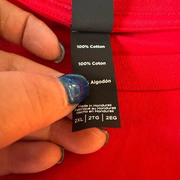 The Concert Tee District Red Tshirt NWOT - Picture 3 of 3